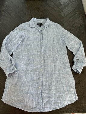 Tahari Blue Linen Button-Down Shirt